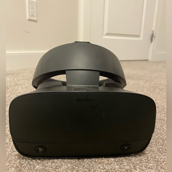 Oculus Rift S VR Headset - Picture 4 of 4